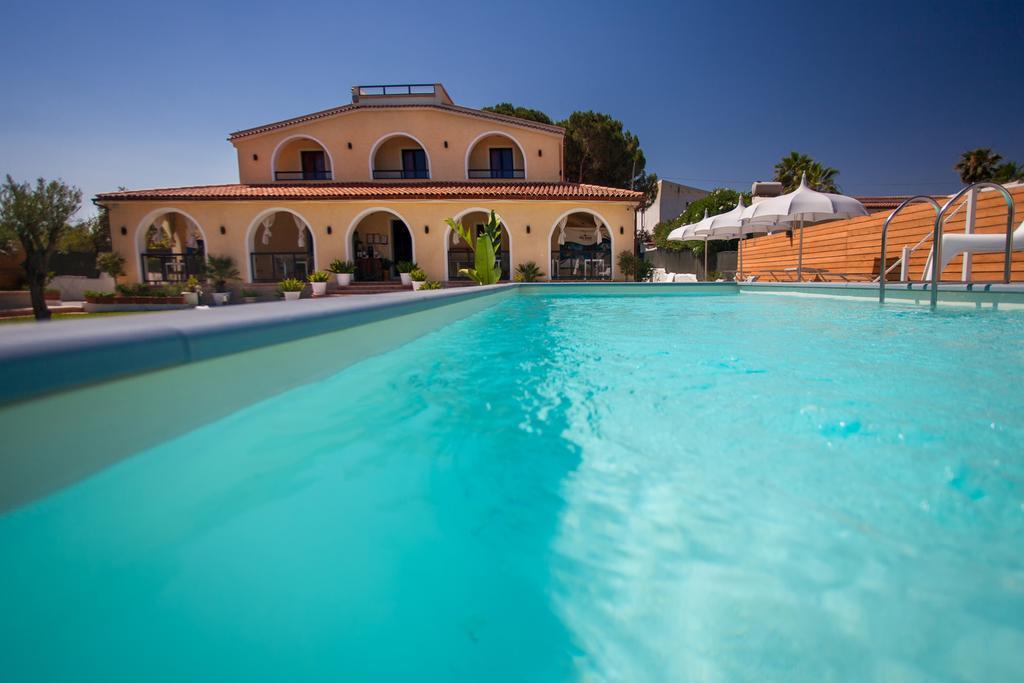 Villa Sunset B&B/Apartments Fontane Bianche Εξωτερικό φωτογραφία