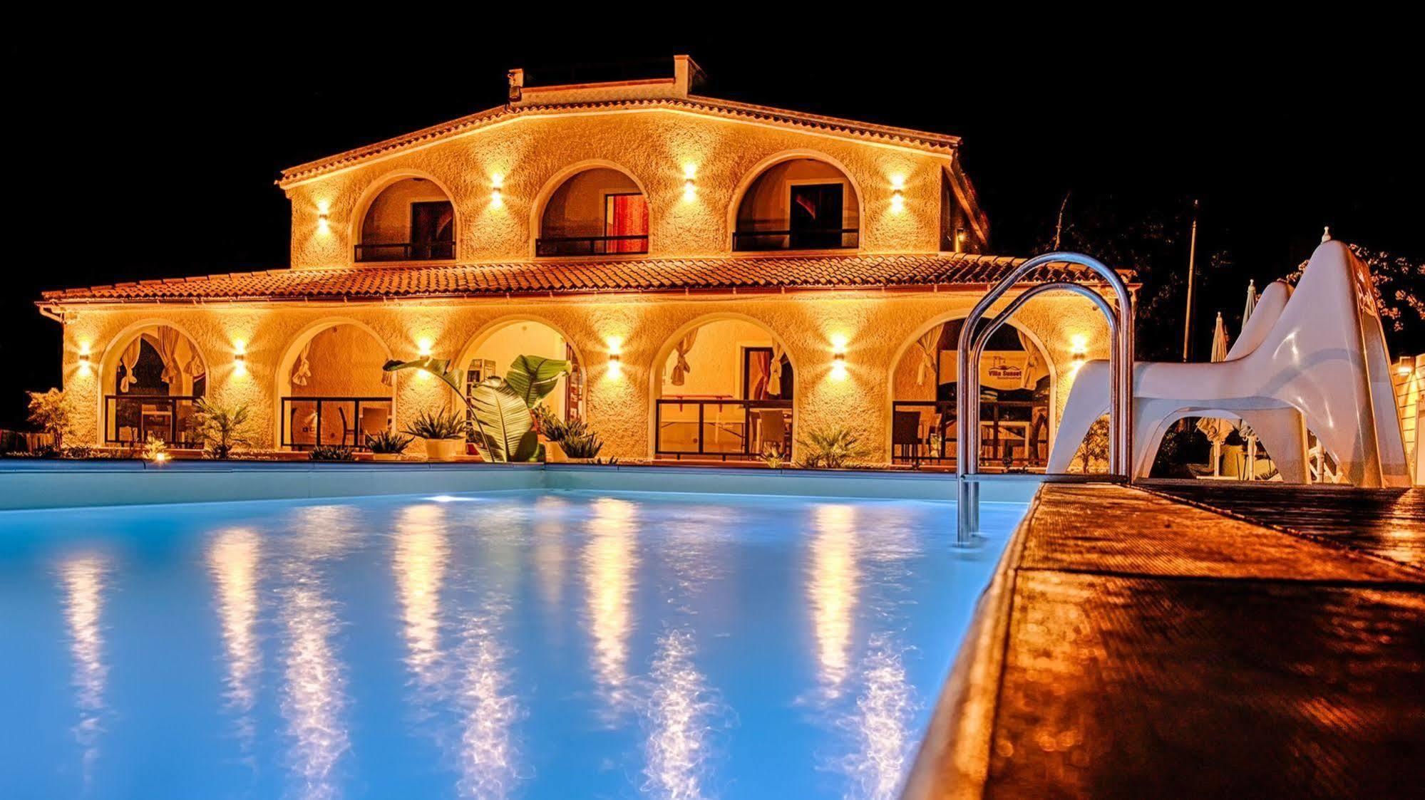 Villa Sunset B&B/Apartments Fontane Bianche Εξωτερικό φωτογραφία
